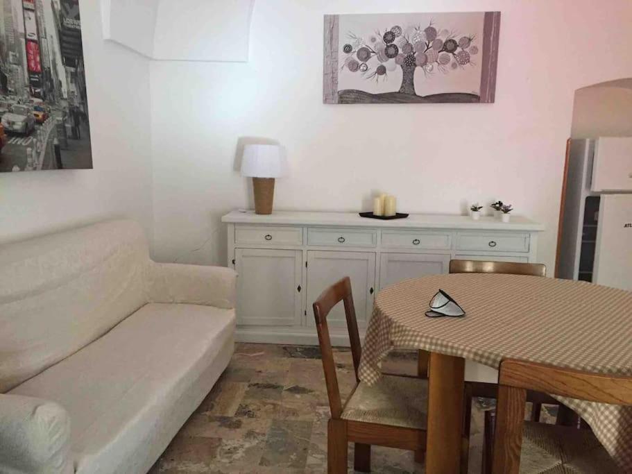 Alloggio Incantevole Storico Apartment Carovigno Ngoại thất bức ảnh