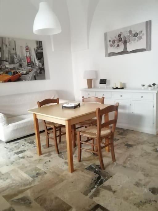 Alloggio Incantevole Storico Apartment Carovigno Ngoại thất bức ảnh